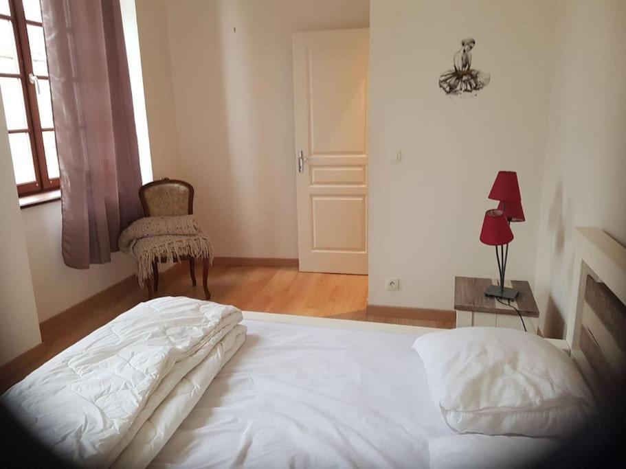 Le Petit Conte - Maison Calme En Centre Ville Sées Dış mekan fotoğraf