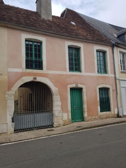 Le Petit Conte - Maison Calme En Centre Ville Sées Dış mekan fotoğraf